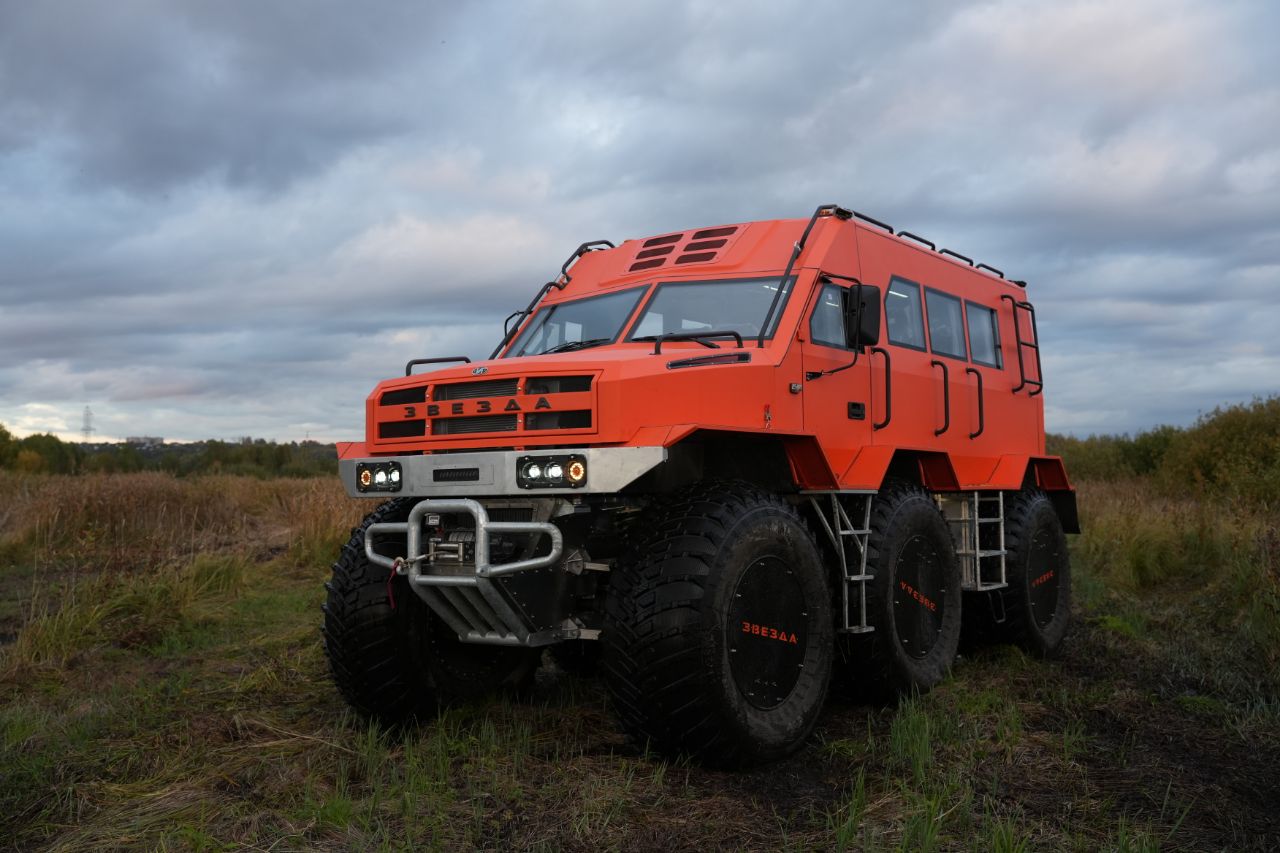 ЗВЕЗДА Т10 6×6 — внешний вид машины